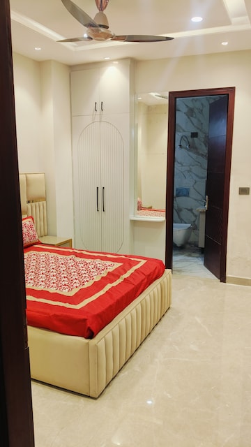 Master Bedroom in 3 BHK Builder Floor at Shakti Khand – for Sale