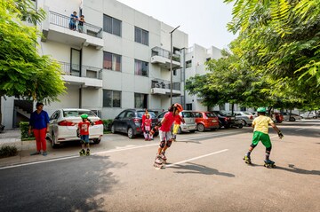 Parking in 2 BHK Builder Floor at Vatika India Next, Sector 82 – for Rent
