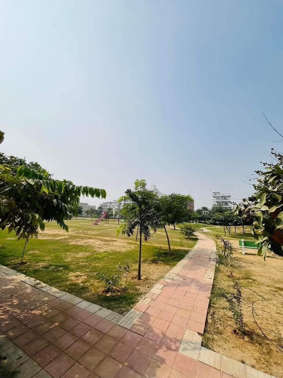 4 BHK + Pooja Room 2000 Sq.Ft. Builder Floor in Aradhya Homes