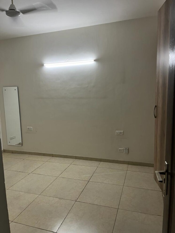 Room, sushma-crescent 3 Bedroom 1860 Sq.Ft. Apartment In Dhakoli Village Zirakpur 8250674