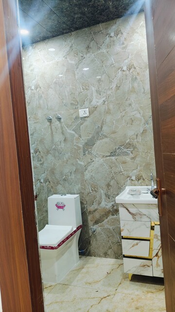 Bathroom in 3 BHK Builder Floor at Gyan Khand – for Sale