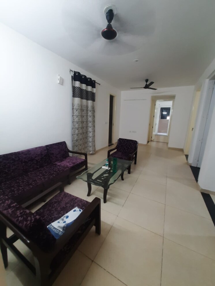 Living Room, sushma-joynest-zrk 3 Bedroom 1350 Sq.Ft. Apartment In Ghazipur Zirakpur 8250692