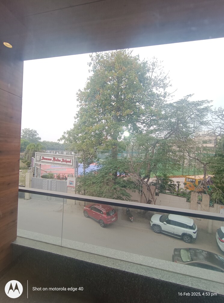 Balcony, greater kailash i 5 Bedroom 640 Sq.Yd. Builder Floor In Greater Kailash I Delhi 8250751