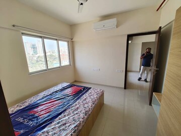 Bedroom in 2 BHK Apartment at Omkar Signet, Malad East – for Rent