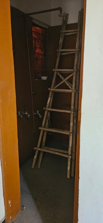 Staircase in 2 BHK Apartment at Dilshad Garden – for Rent