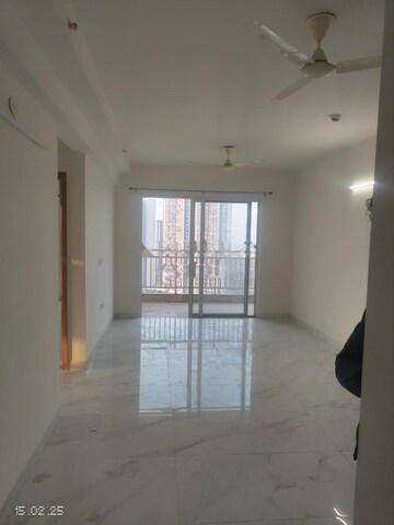 Room in 3 BHK Apartment at M3M Flora 68, Sector 68 – for Rent