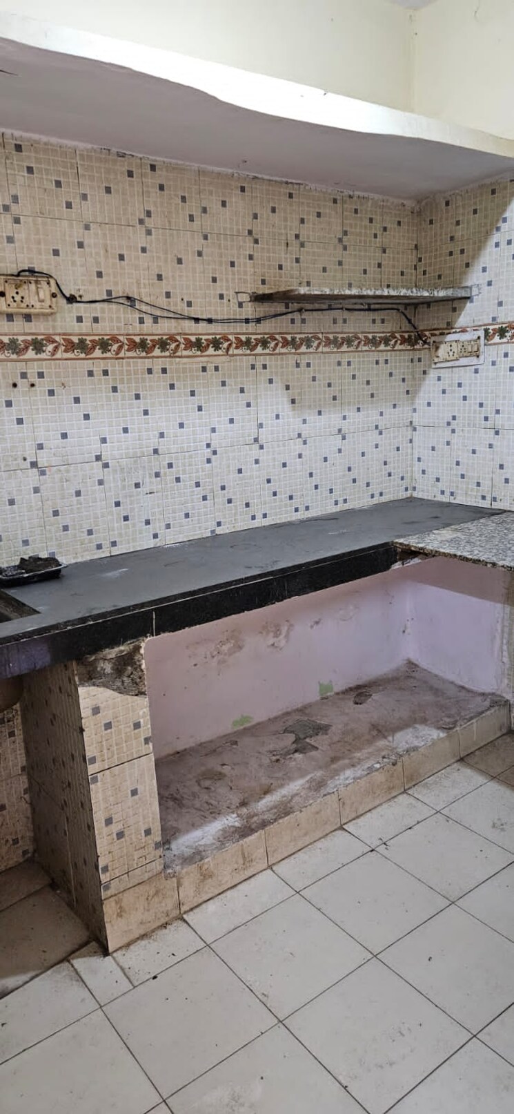 Kitchen, dilshad garden 2 Bedroom 800 Sq.Ft. Apartment In Dilshad Garden Delhi 8250758