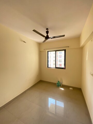 Room in 1 BHK Apartment at Lodha Palava Orchid A to L, Dombivli East – for Rent