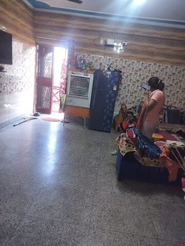 Parking in 2 BHK Apartment at Dilshad Garden – for Rent