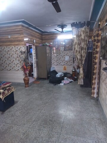 Parking in 2 BHK Apartment at Dilshad Garden – for Rent