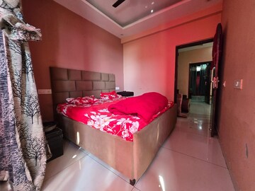 Bedroom in 3 BHK Builder Floor at Guru Nanak Enclave, Dhakoli Village – for Rent