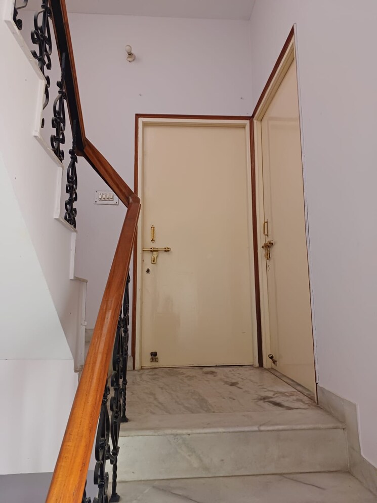 undefined, sunrakh bangar 2 Bedroom 999 Sq.Ft. Apartment In Sunrakh Bangar Mathura 8251072