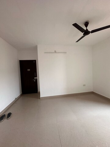 Room in 2 BHK Apartment at DB Orchid Ozone, Dahisar East – for Rent