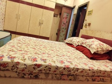 Bedroom in 1 BHK Apartment at Shreeji Dham, Andheri West – for Rent