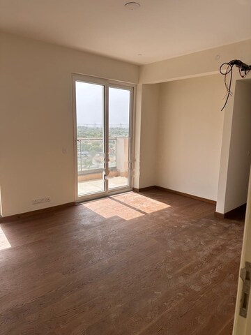 Room in 3.5 BHK Apartment at Tata La Vida, Sector 113 – for Rent