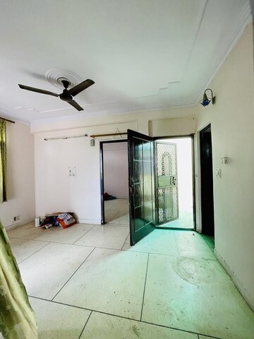 Bedroom in 2 BHK Apartment at Sector 11 Dwarka – for Rent