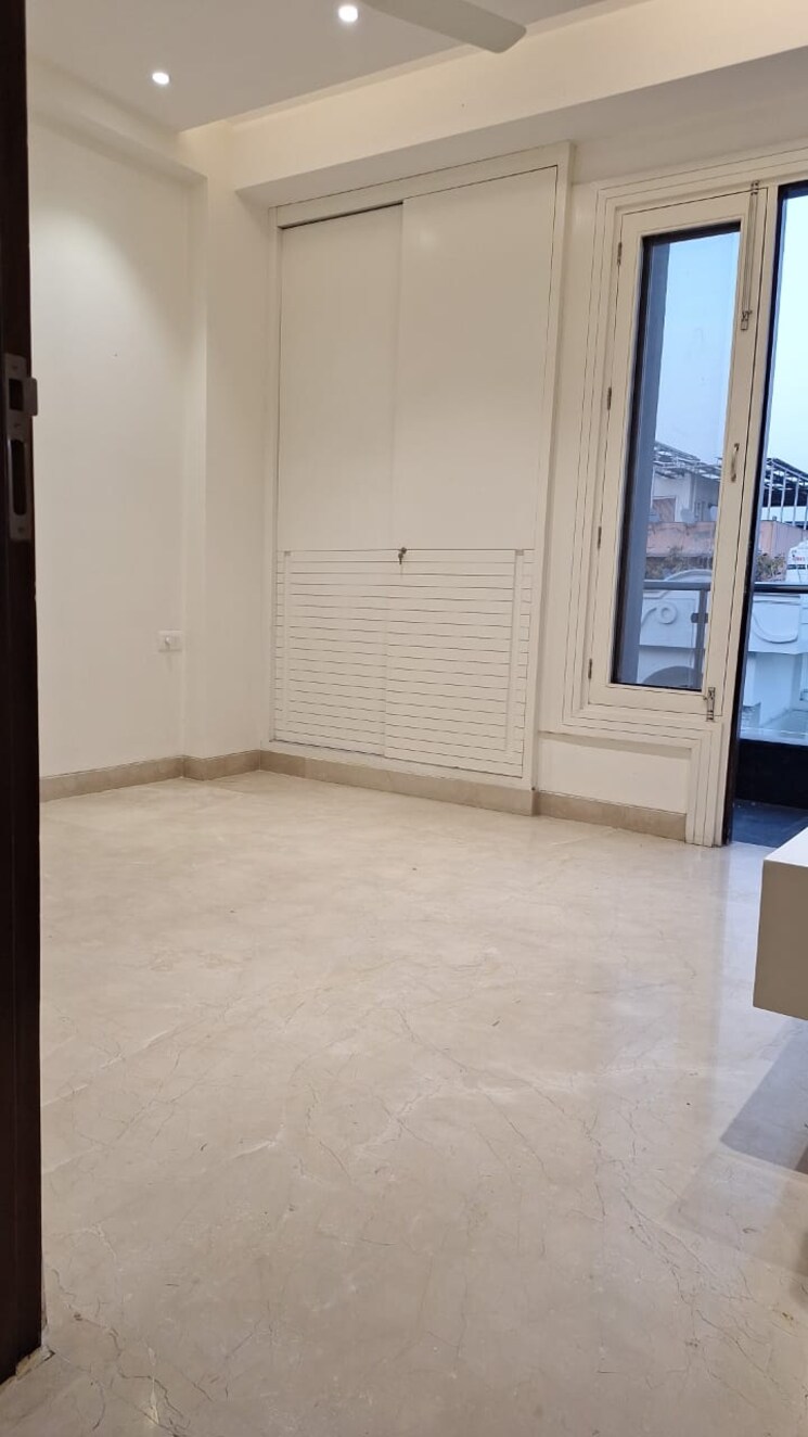 Room, ip extension 1 Bedroom 800 Sq.Ft. Apartment In Ip Extension Delhi 8251241