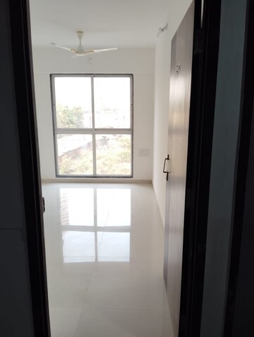 Room in 1 BHK Apartment at Siddhi Royal Heights, Kalyan East – for Sale