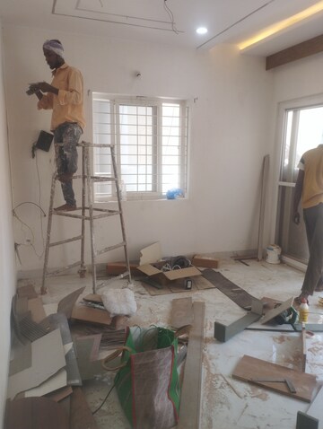 Living Room in 2.5 BHK Apartment at Manikonda – for Rent