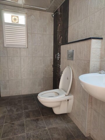 Bathroom in 3 BHK Apartment at Mahaveer Ranches, Hosa Road – for Rent