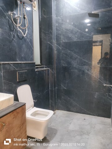 Kitchen in 3 BHK Builder Floor at Sector 14 – for Rent