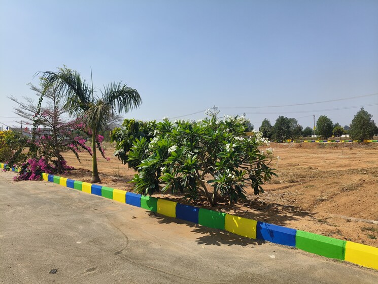 Garden, yuva-park  183 Sq.Yd. Plot In Shadnagar Hyderabad 8251588
