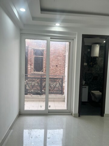 2 BHK Builder Floor For Rent in Sector 24