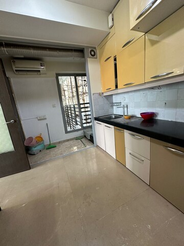 Kitchen in 2.5 BHK Apartment at Oberoi Realty Splendor, Jogeshwari East – for Rent