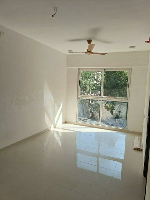 2 BHK Apartment For Sale in Marathon Eminence