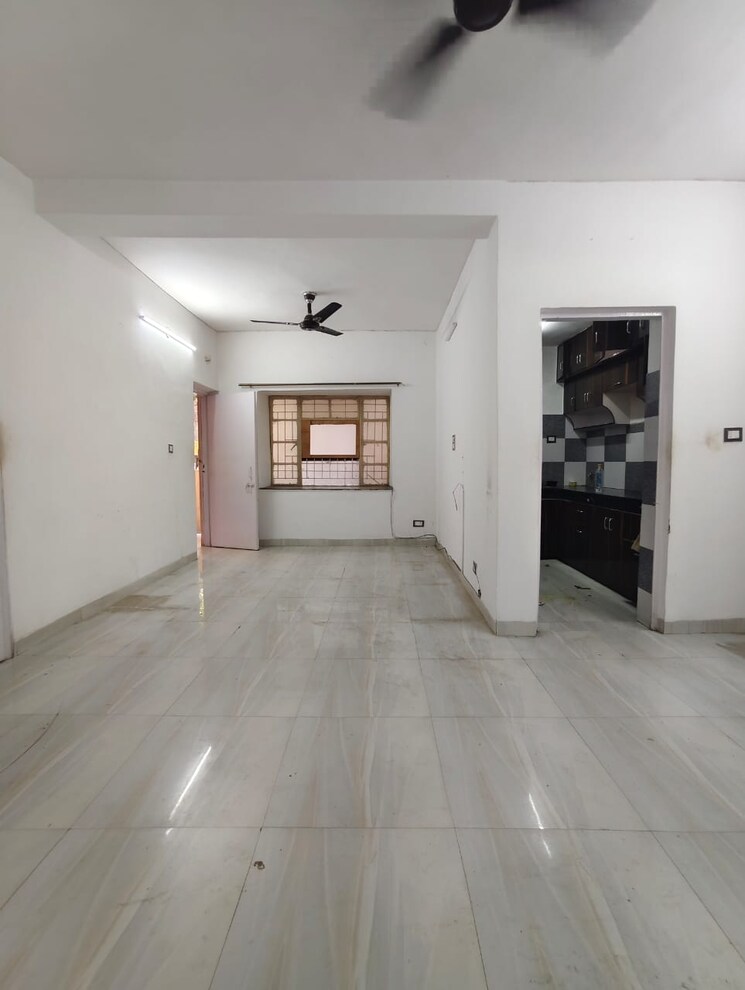 undefined, vasant kunj 2 Bedroom 1100 Sq.Ft. Apartment In Vasant Kunj Delhi 8251664