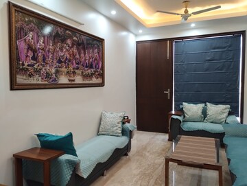 Living Room in 3 BHK Builder Floor at Sector 24 – for Rent