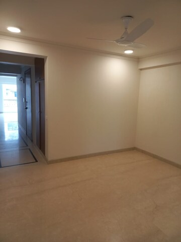 Room in 4 BHK Builder Floor at Sector 24 – for Rent