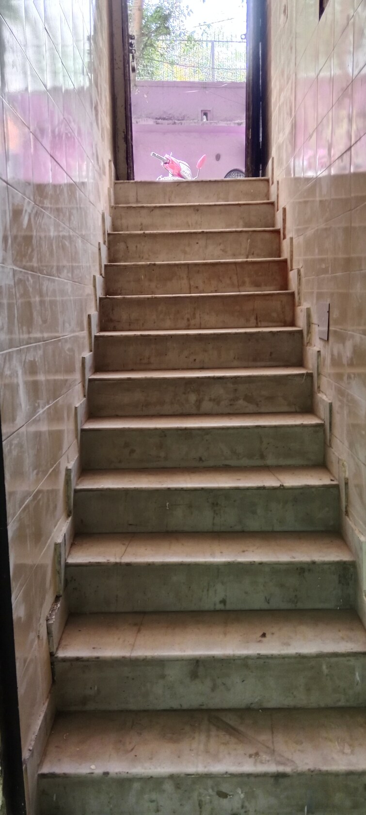 Cover Image, amar colony 6+ Bedroom 3600 Sq.Ft. Independent House In Amar Colony Delhi 8251794