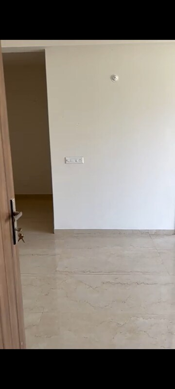 Room in 2 BHK Apartment at M3M Soulitude, Sector 89 – for Sale