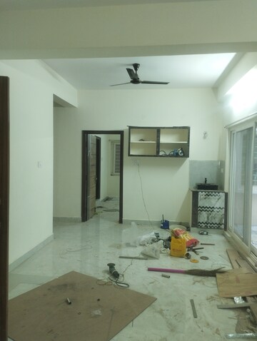 Room in 3 BHK Apartment at Manikonda – for Rent