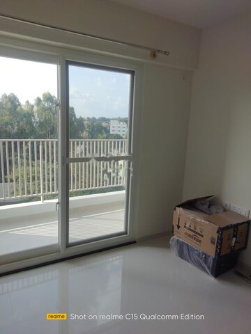 Room in 3 BHK Apartment at DS Max Skycity, Thanisandra – for Rent