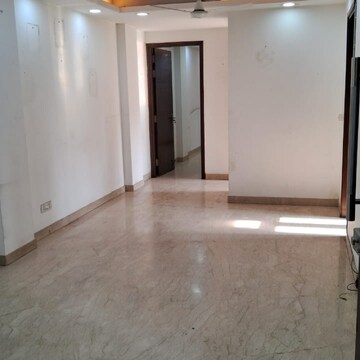 Room in 2 BHK Builder Floor at Lajpat Nagar I – for Rent
