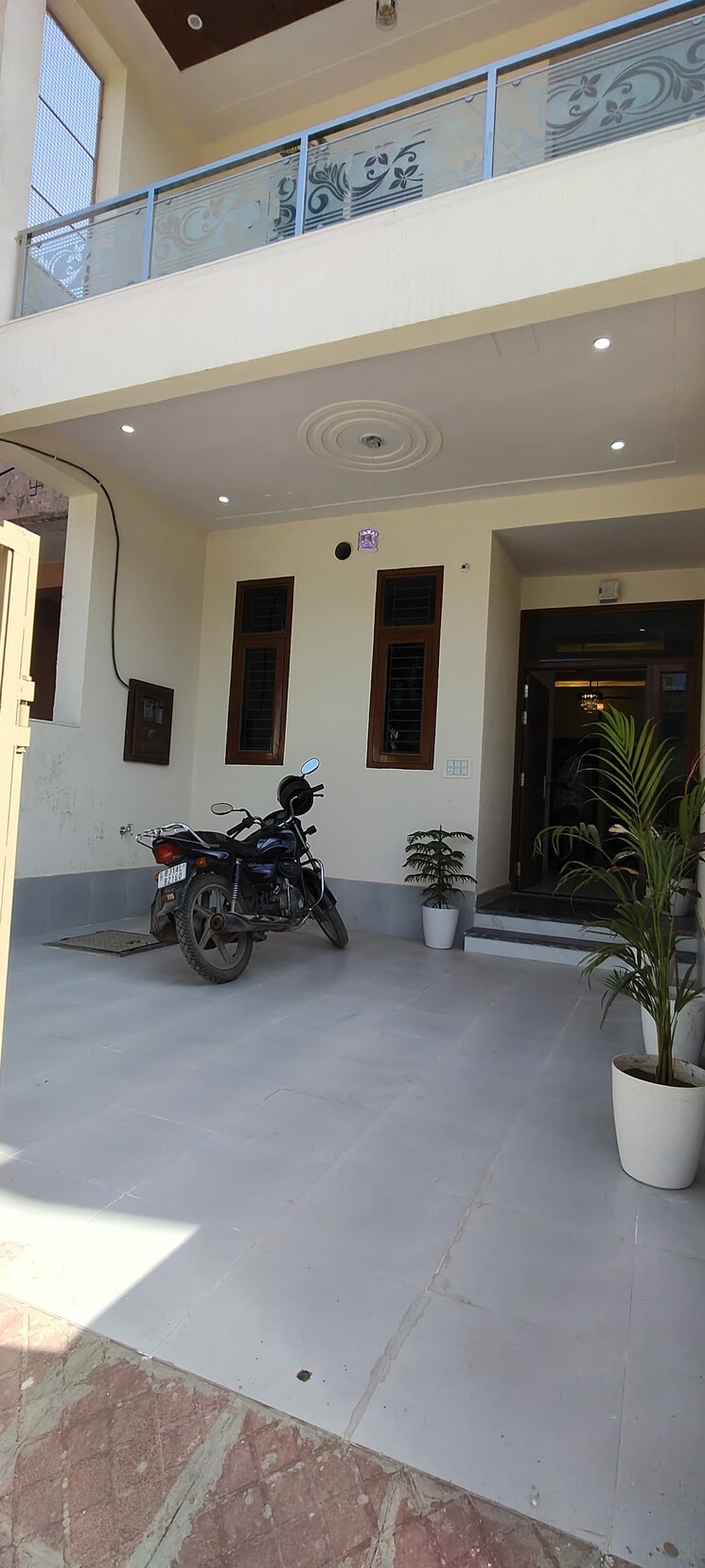  Parking, kalwar road 4 Bedroom 1935 Sq.Ft. Villa In Kalwar Road Jaipur 8252154