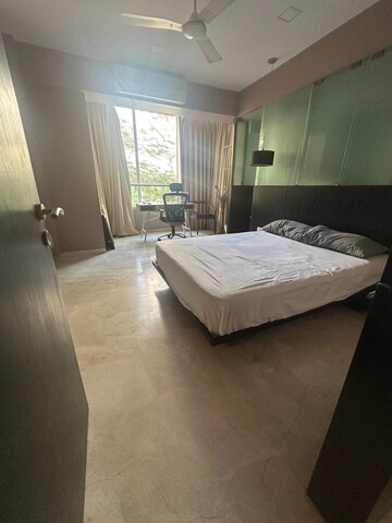 Bedroom in 2 BHK Apartment at Cozy Home, Bandra West – for Rent