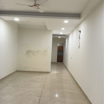 Commercial Office Space 700 Sq.Ft. For Rent in Lajpat Nagar I Delhi  8252077