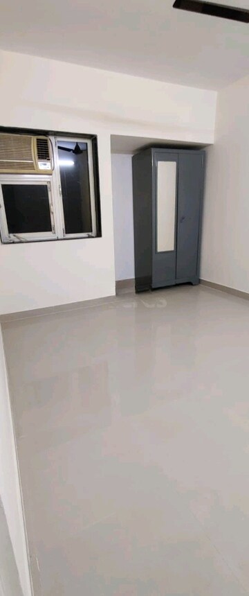 Room in 1 BHK Apartment at Vijay Nagri CHS Ltd Building No 11, Waghbil – for Rent