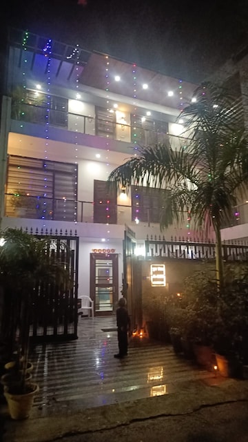 6+ BHK Independent House For Rent in Citihomes Omicron Iii Greater Noida Greater Noida  8252492