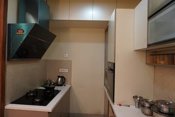 Kitchen in 4 BHK Apartment at Appaswamy Splendour, Semmenchery – for Rent