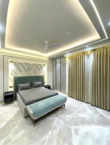 Bedroom in 4 BHK Builder Floor at SS Southend Floors, South City 2 – for Sale