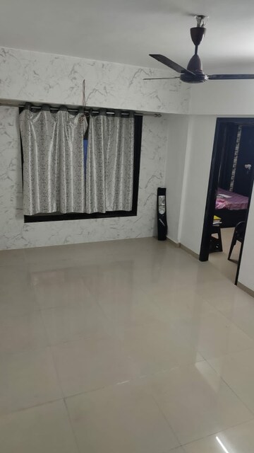 Room in 1 BHK Apartment at Shree Swami Samarth Bhavan, Mulund West – for Sale