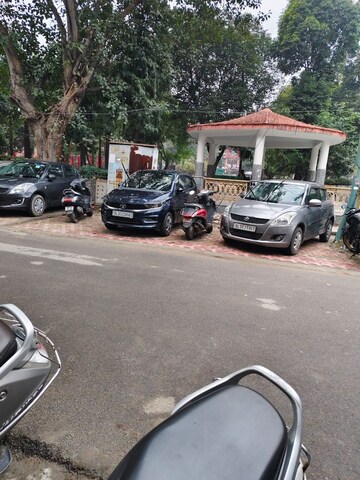 Parking in 2 BHK Builder Floor at Sector 56 – for Rent