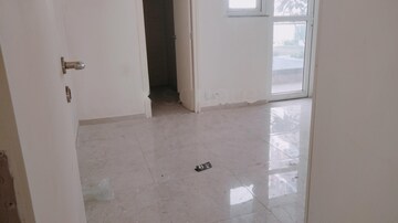 Room in 3 BHK Apartment at Tata La Vida, Sector 113 – for Rent