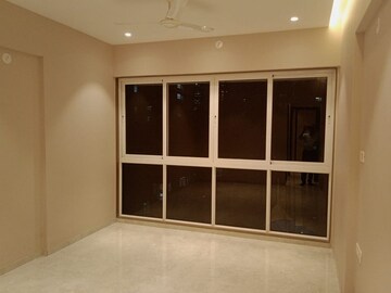 Room in 3 BHK Apartment at Devi Sadan Apartment, Matunga – for Rent