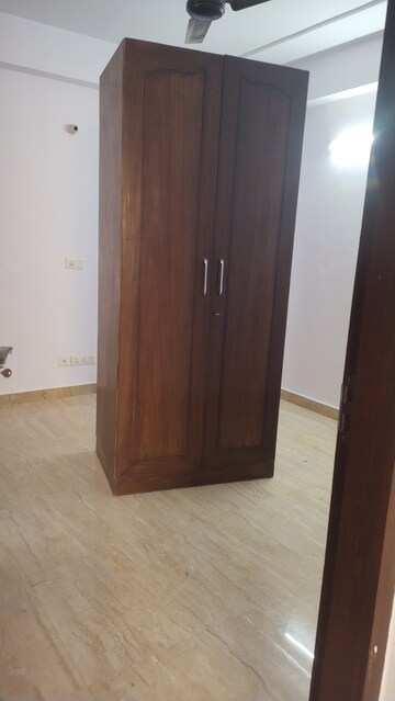 1 BHK Builder Floor For Rent in Saket