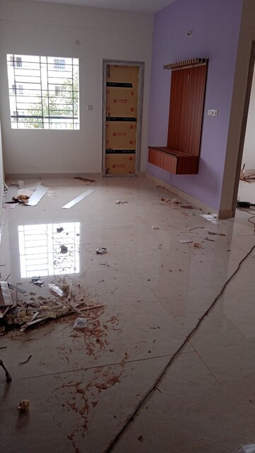 Room in 2 BHK Apartment at Whitefield – for Rent